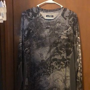 Magellan Outdoors Pro Angler fishing shirt size Large